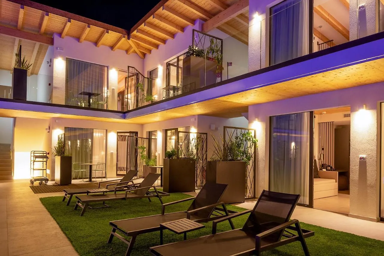 Hotel Relais Limonaia - Suites & Garden Spa Torri Del Benaco