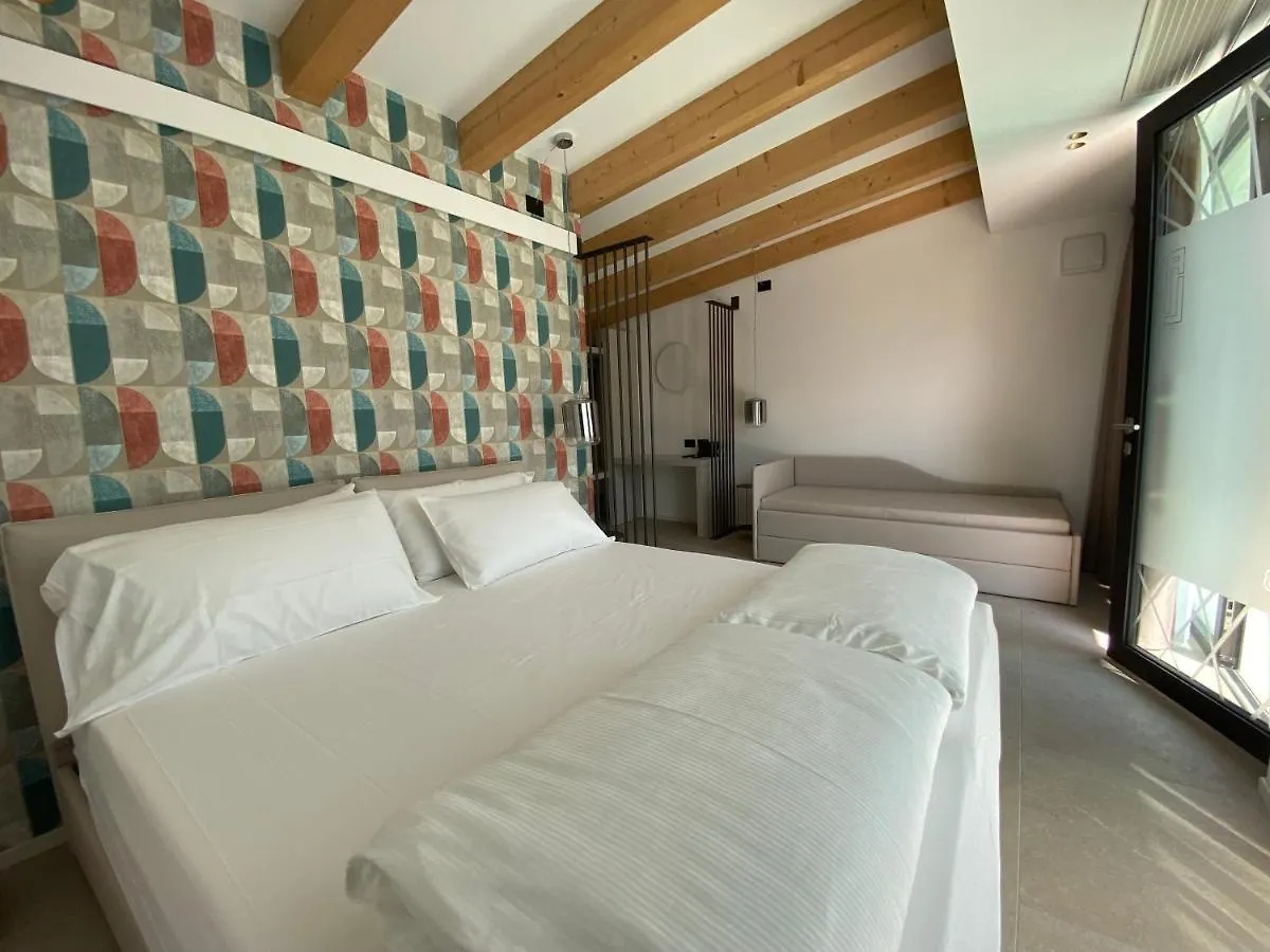 Hotel Relais Limonaia - Suites & Garden Spa Torri Del Benaco