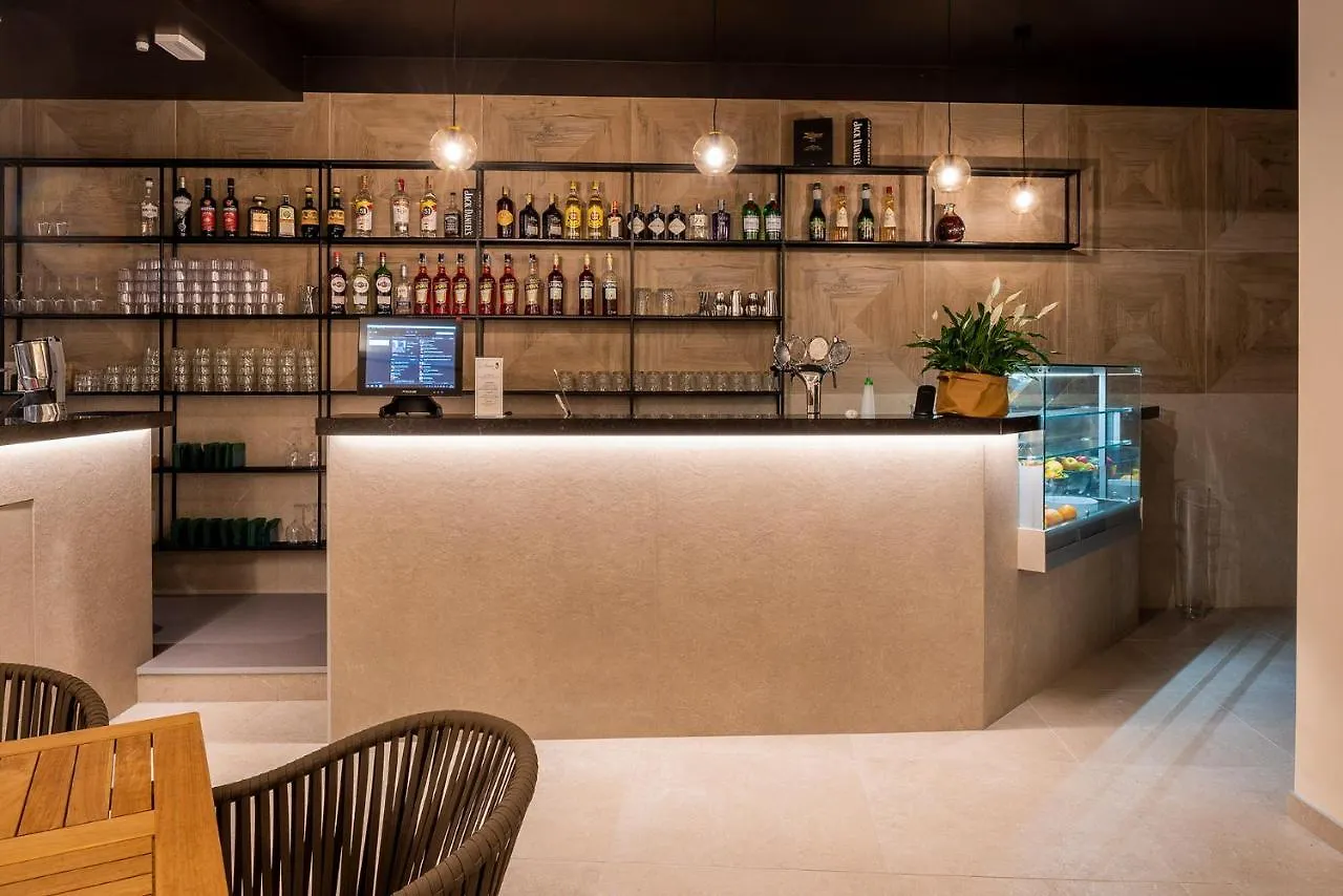Relais Limonaia - Suites & Garden Spa Torri Del Benaco Hotel