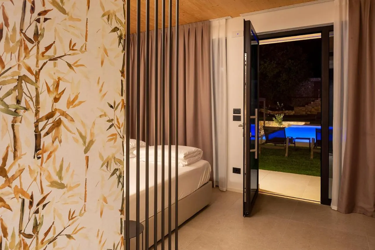 Relais Limonaia - Suites & Garden Spa Torri Del Benaco 3*,