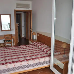  Appartamento Residenza Turistico Alberghiera Le Poste Del Pianone Italia