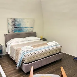 https://sanbiagio-25-guesthouse.hotels-amalfi.com