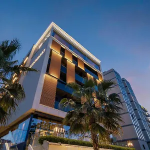 https://lungomare.riccione-hotels.org